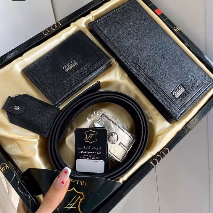 ست چهار تیکه چرم با 6 ماه گارانتی قیمت عالییی