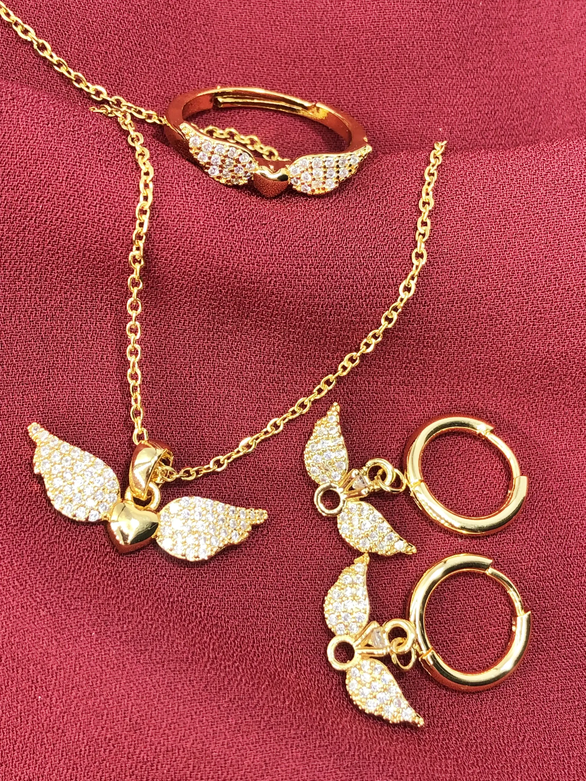 نیم ست بال فرشته (گردنبد،گوشواره وانگشتر)