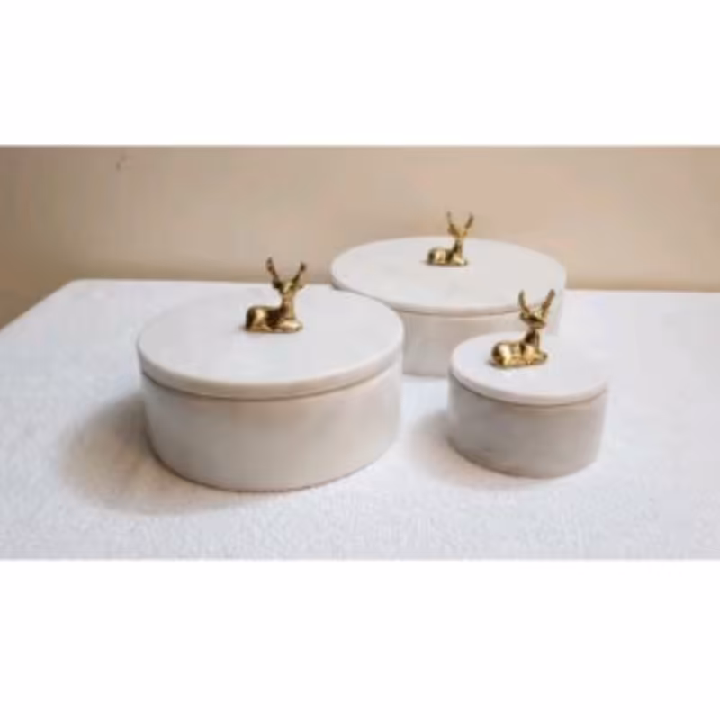 آجیل خوری شکلات خوری دردار