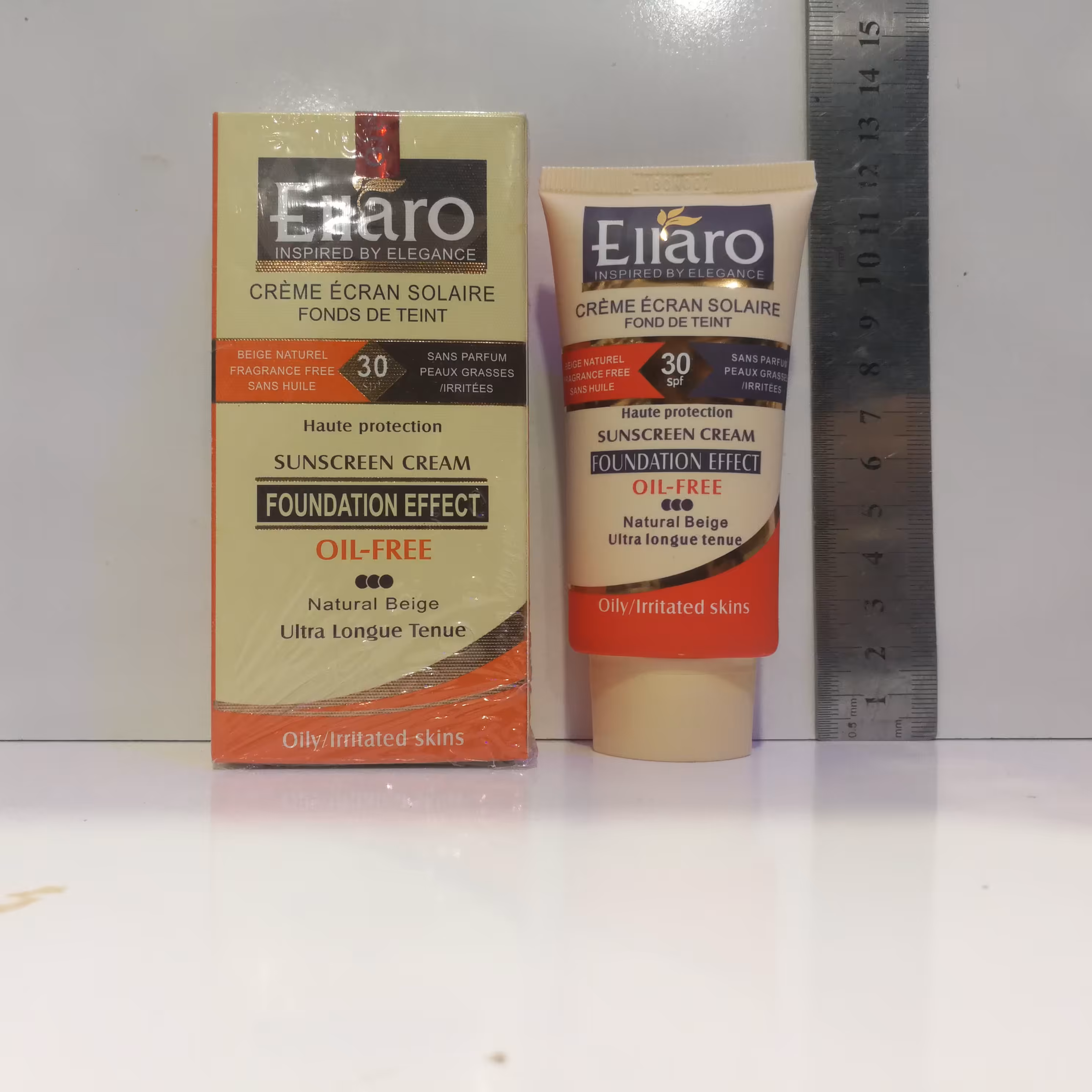 کرم ضد آفتاب رنگی فاقد چربی الارو مدل Caramel Doux حجم 40 میلی لیتر