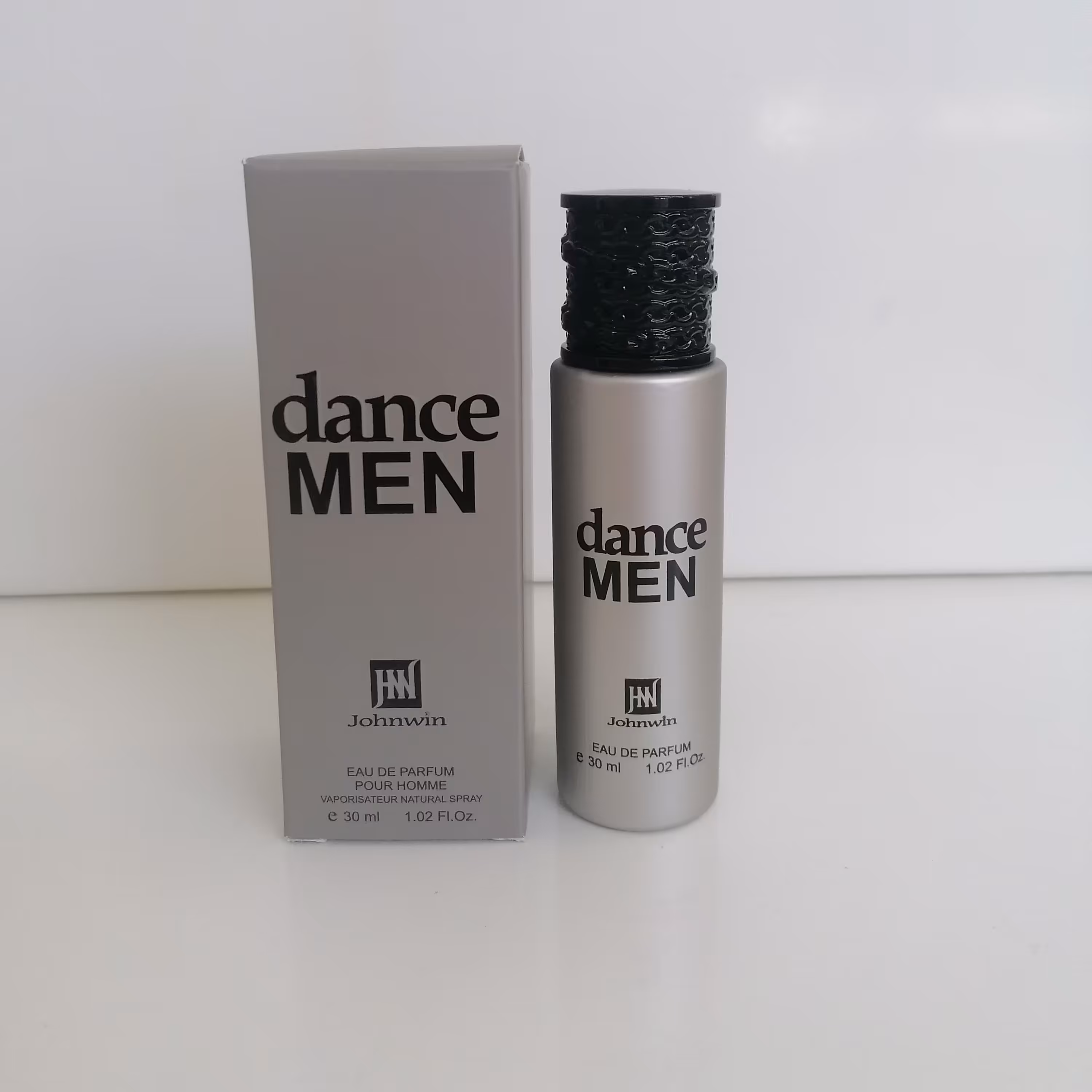 ادکلن 212 وی ای پی مردانه جانوین اصل 30 میل حجم 