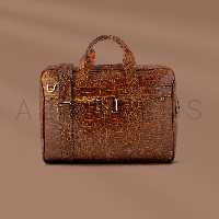کیف اداری چرم طبیعی اعلا دارای زیپ قفلی رنگ عسلی مستقیم از تولیدکننده (ارسال رایگان)