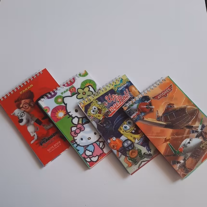 دفترچه یادداشت سیمی اکلیلی طرح های فانتزی دخترانه و پسرانه 50 برگ سایز 12.5 در 17.5