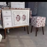 میز اتو  و جای چرخ خیاطی همراه صندلی 