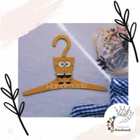 چوب لباسی کودکانه طرح باب اسفنجی پیکسل ساز،جنس MDF سه میل و نقاشی شده-رنگ ثابت-سایز25