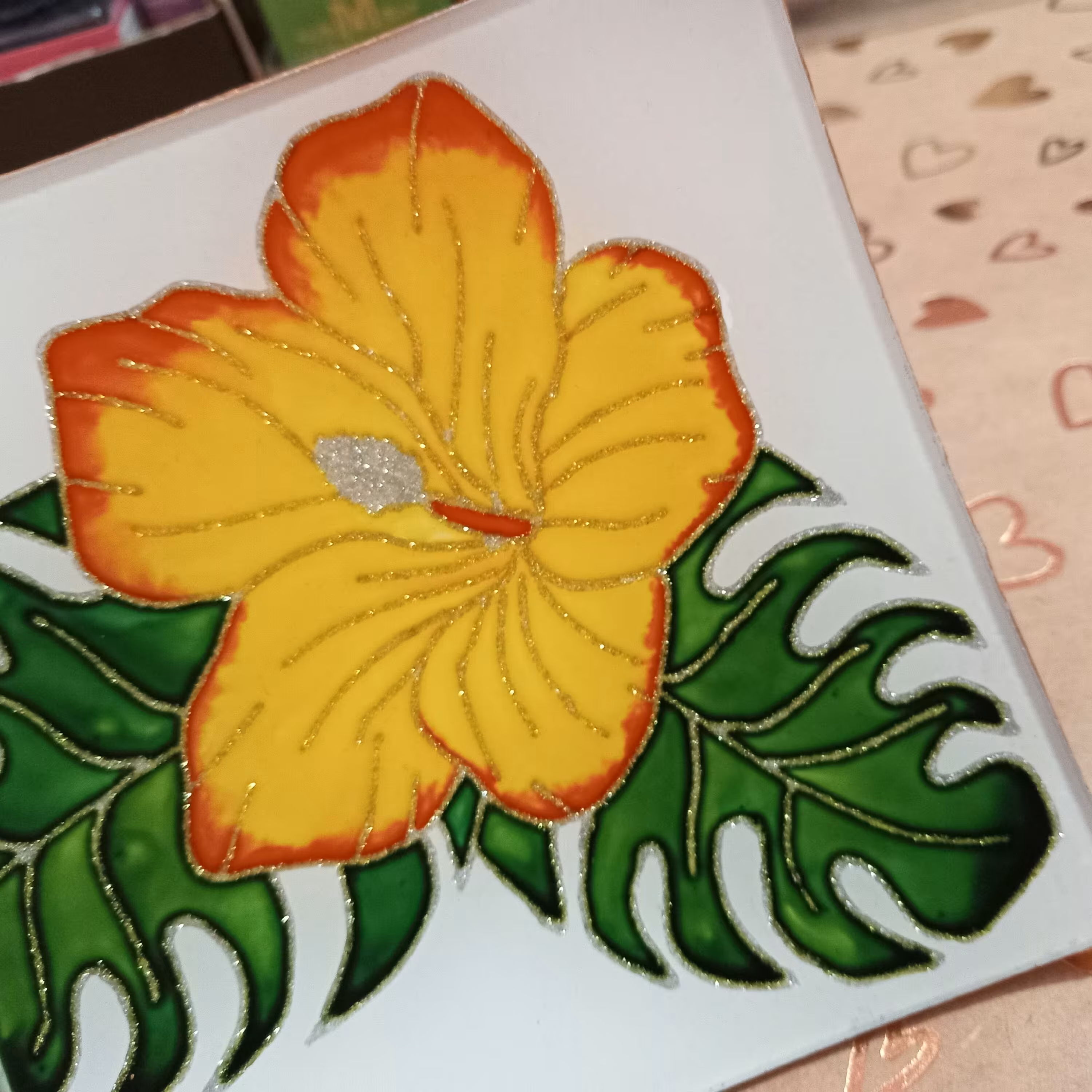دیوارکوب ویترای دارای گیره