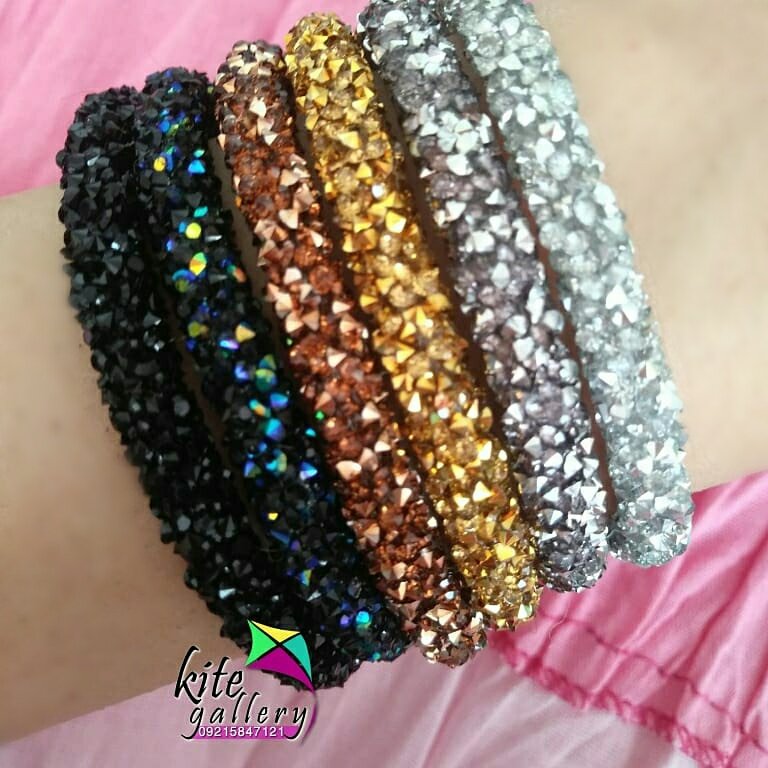 دستبند سواروسکی نگیندار کد bs095تک عددی