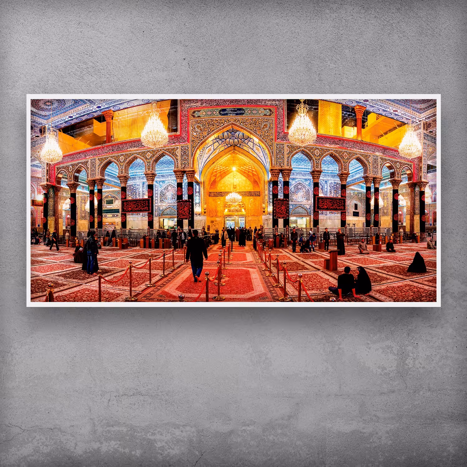 کتیبه مخمل تصویر حرم امام حسین(ع)، اندازه 300 در 140 سانتی متر چاپ سابلیمیشن روی  پارچه مخمل قابل شستشو با کیفیت بالا 