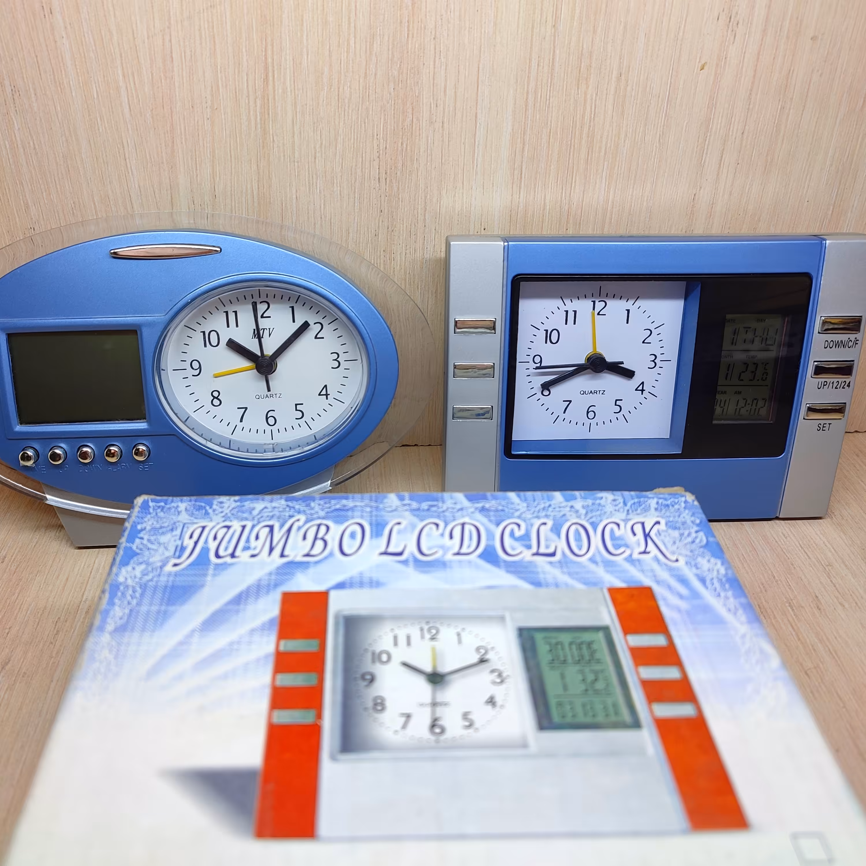 ساعت رومیزی دو زمانه دیجیتالی اداری تقویم دار نو آکبند مناسب هدیه شیک تزیینی دکوری زیبا آنالوگ 