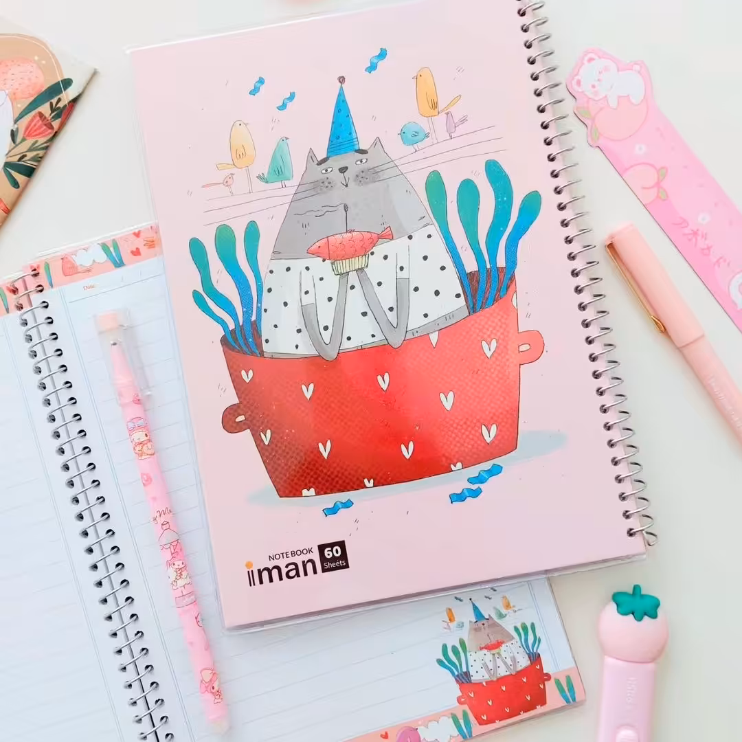 دفترهای 60 برگ باکیفیت برند ایمان طرح Happy animal طرح گربه جدید
جلدشون مجلد هستش
سیمی