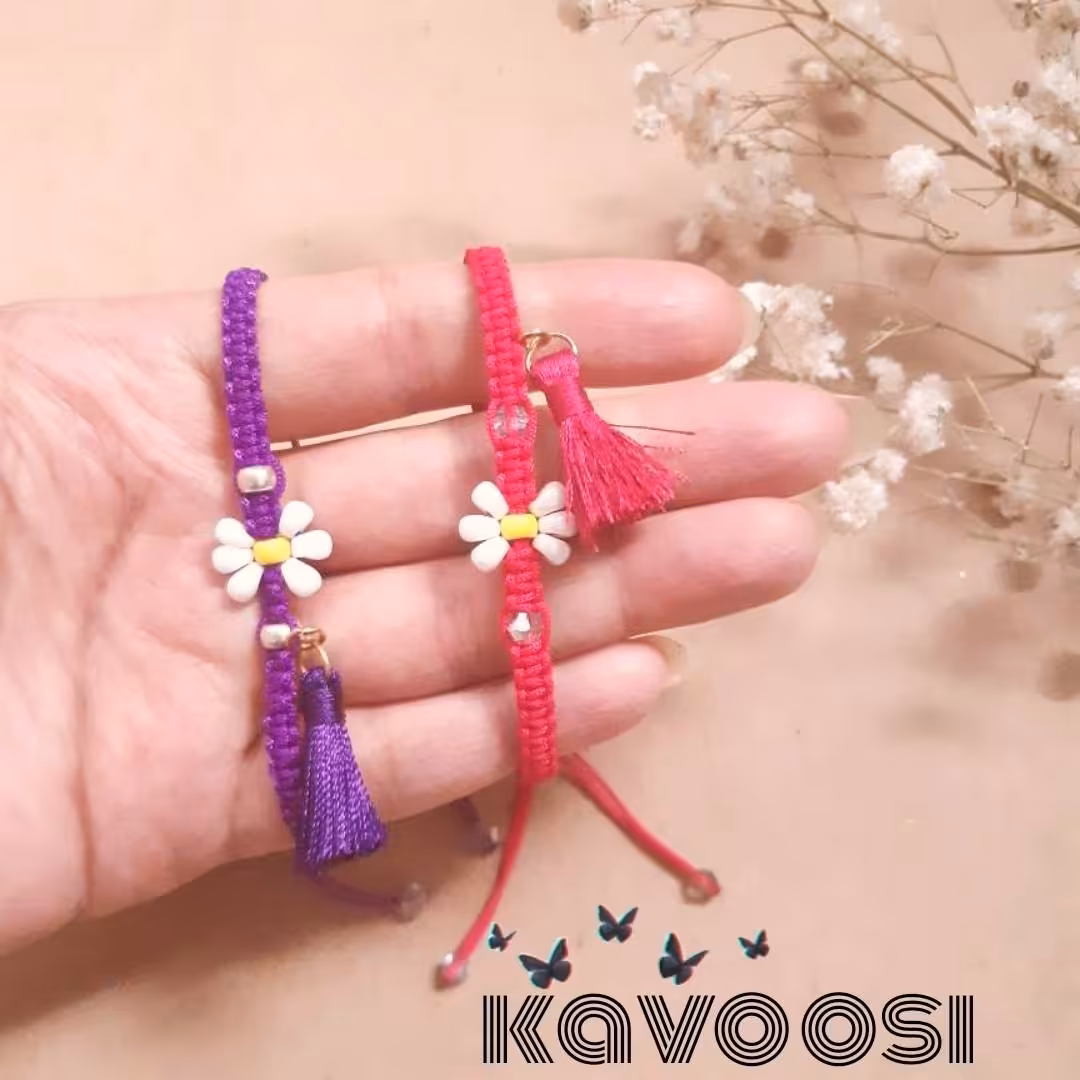 دستبند بابونه  ،  خیلی زیباست و تکه توی دست