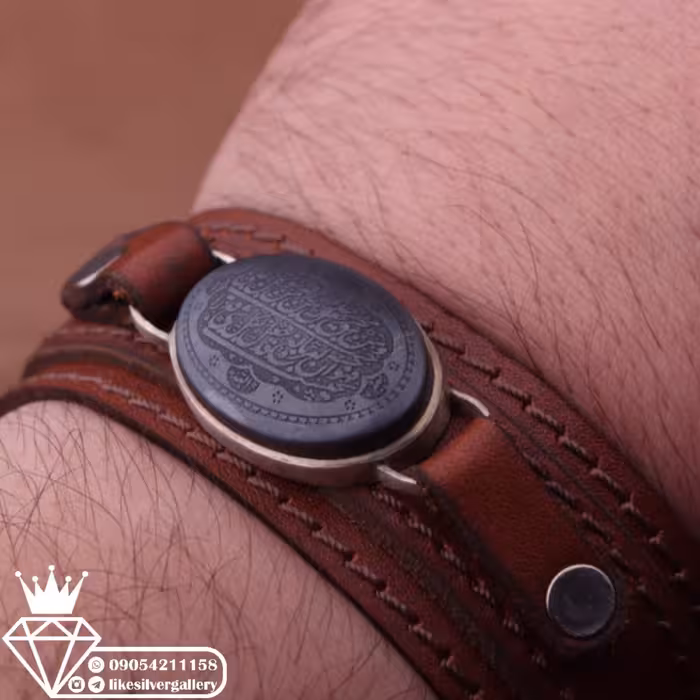 دستبند حدید صینی خطی نقش و من یتق الله چرم گاوی طبیعی ارسال رایگان 