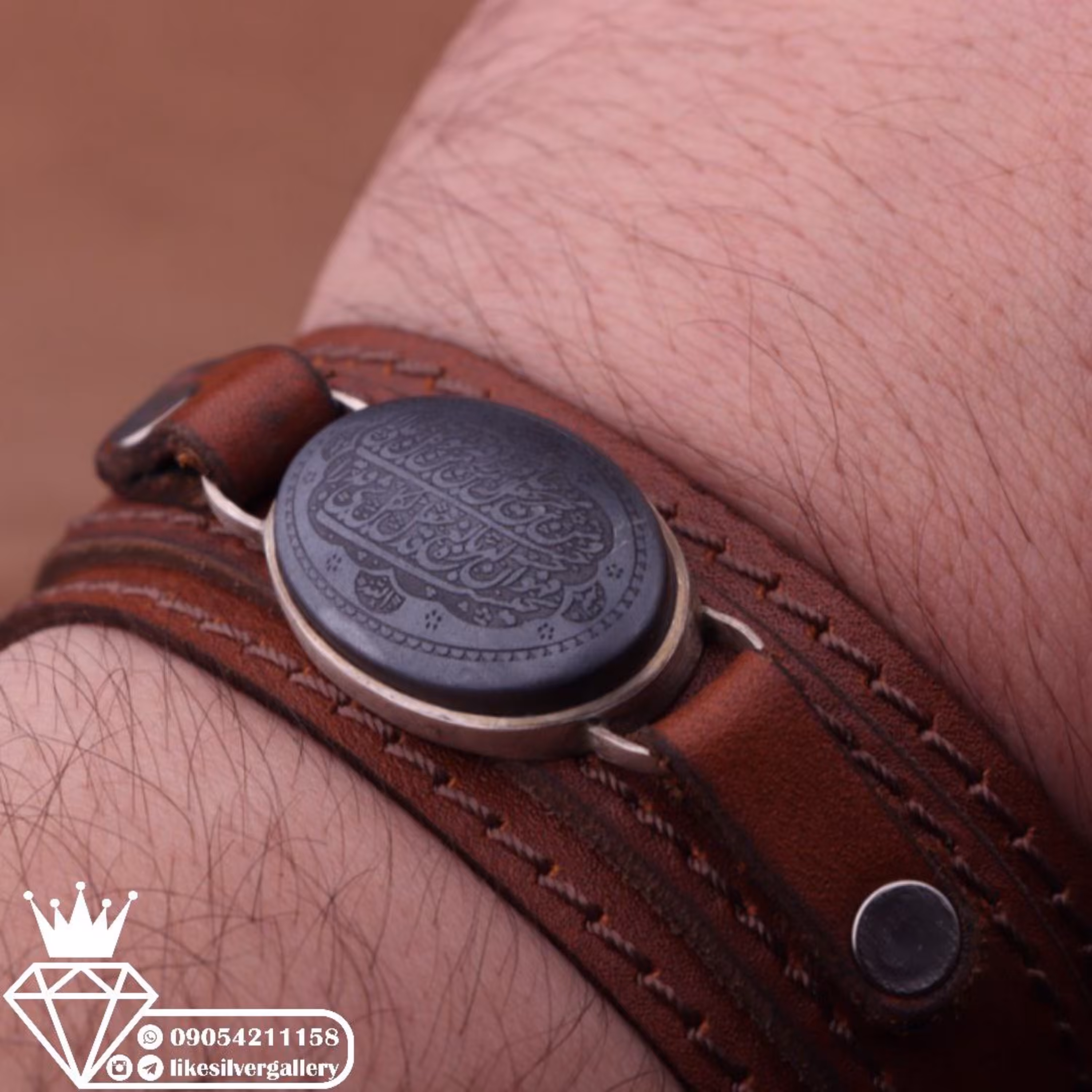 دستبند حدید صینی خطی نقش و من یتق الله چرم گاوی طبیعی ارسال رایگان 