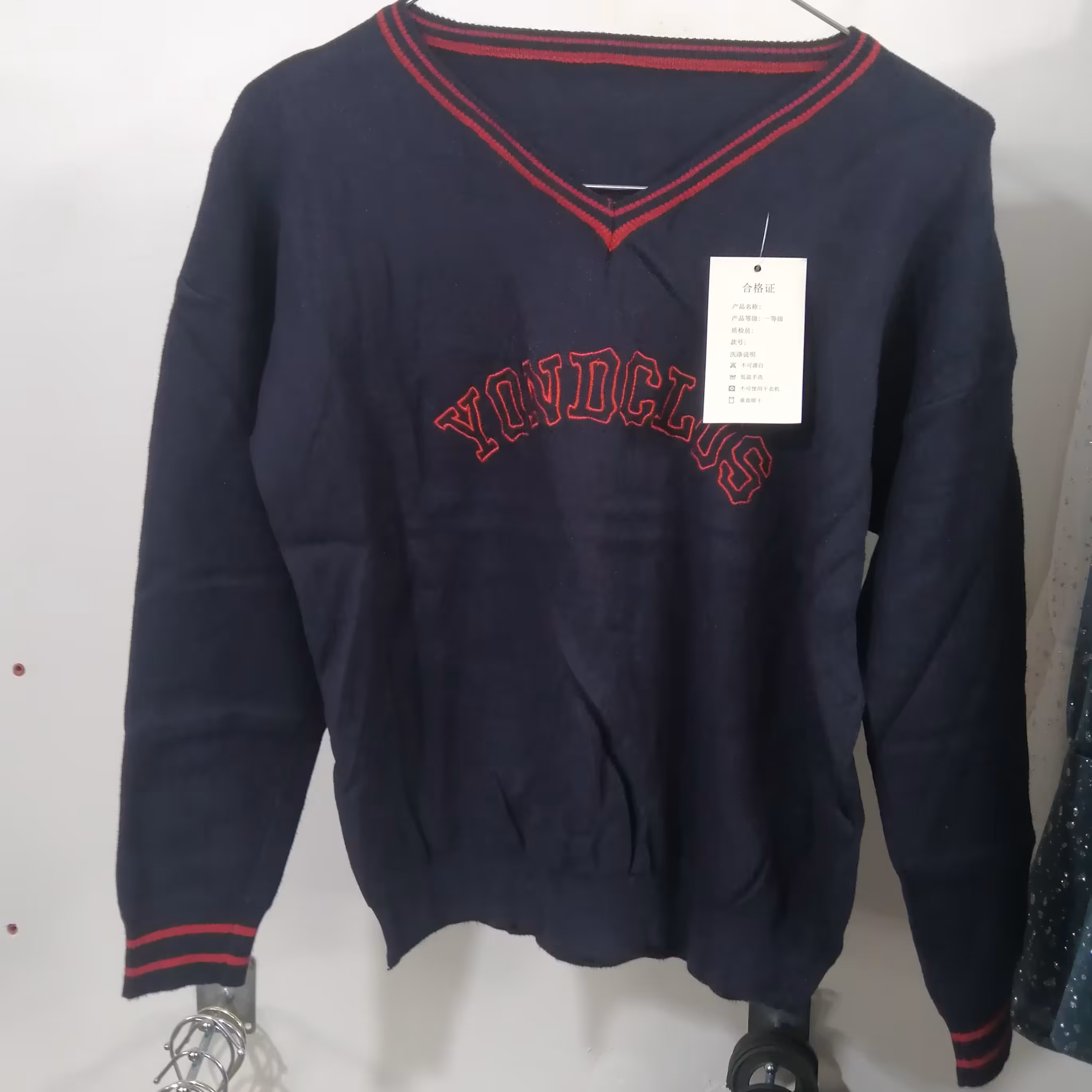 بافت خارجی گرم بالا، فری سایز، کیفیت عالی، بسیار گرم و مناسب برای فصل سرما قیمت 195 تومان