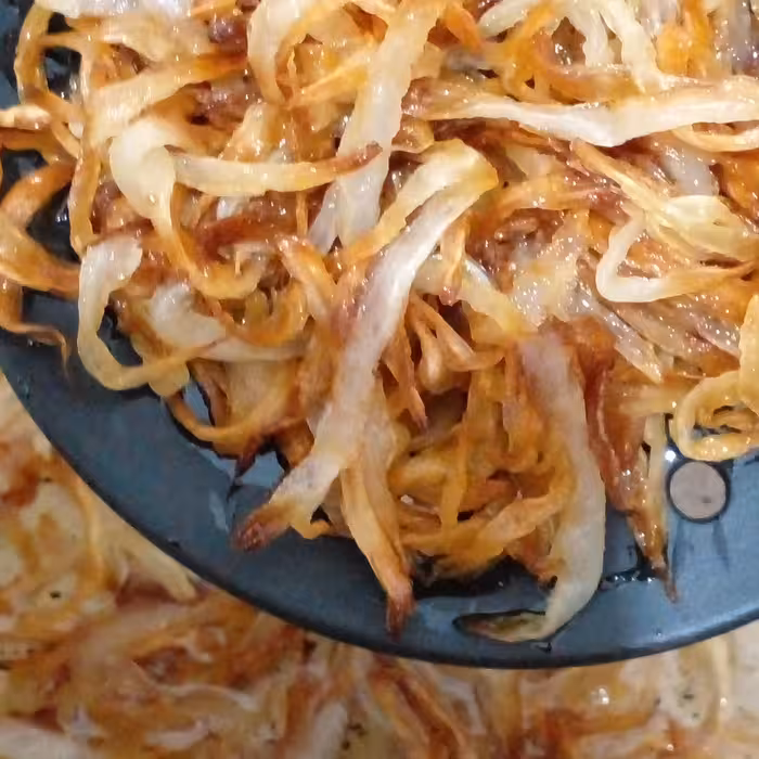 پیاز سرخ شده خانگی - بهداشتی 