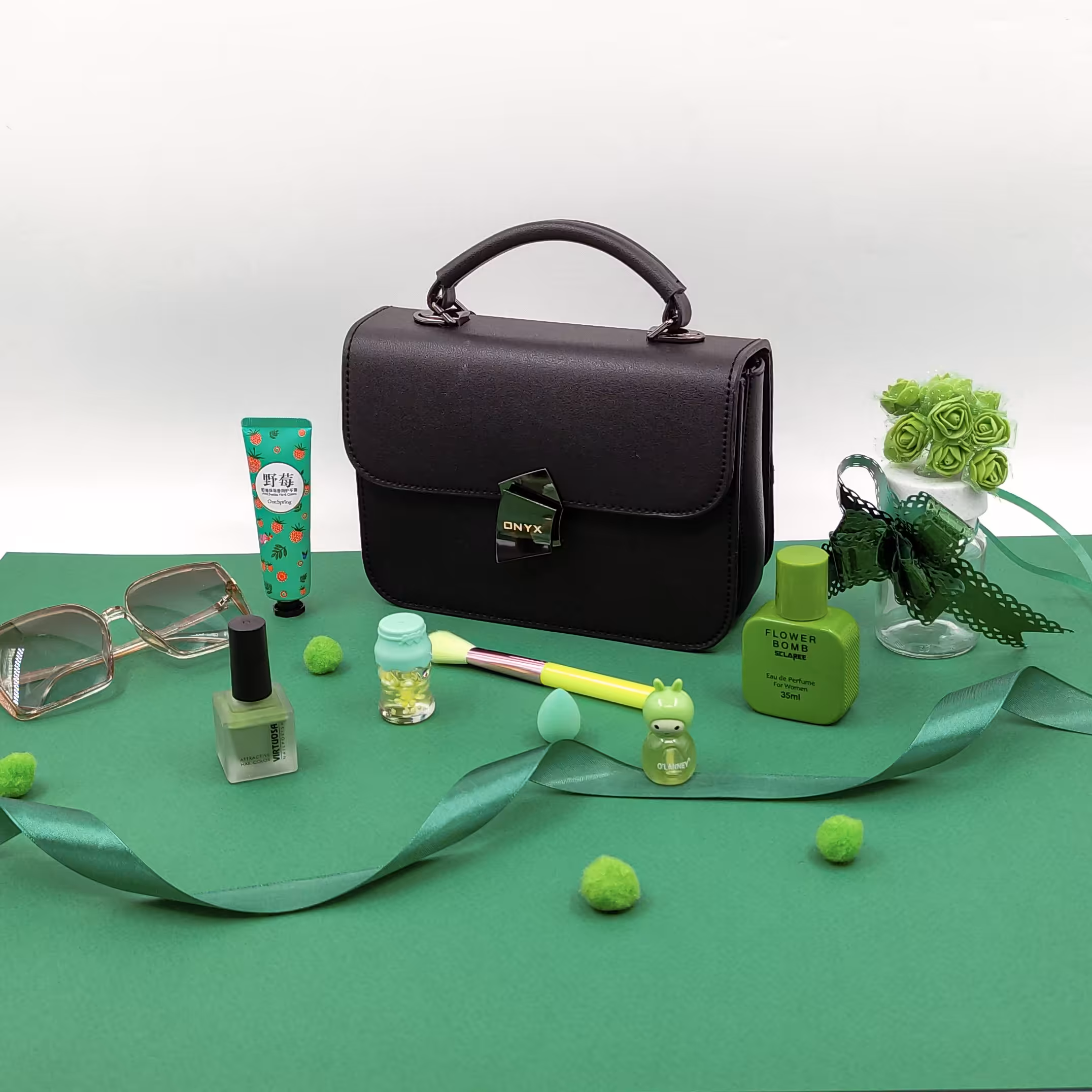 کیف دخترانه ظریف و خوشگل مناسب مهمونی و مجلس و دورهمی هاتون