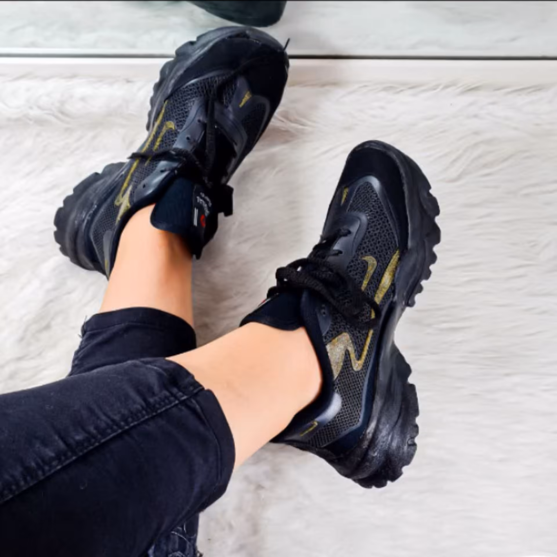 کتونی بسیار شیک