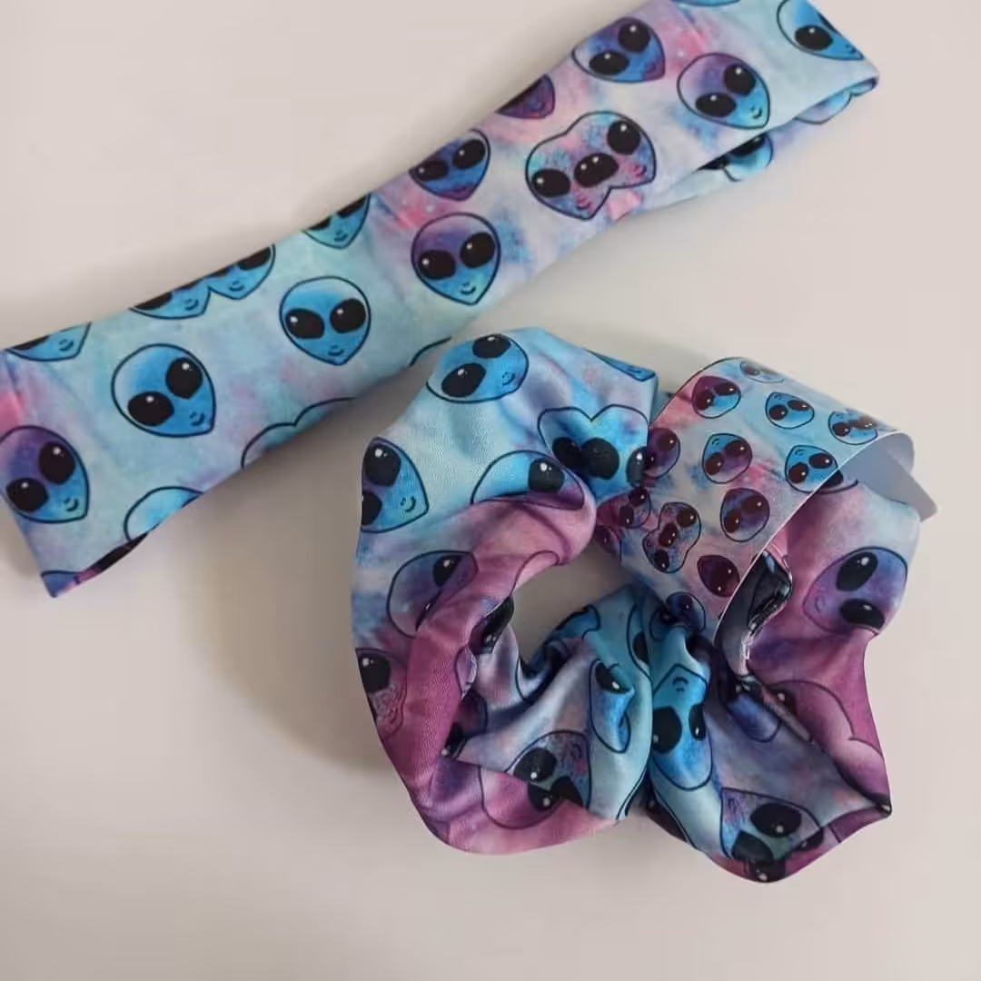 هدبند شیک و فانتزی با کیفیت عالی و قیمت مناسب همراه با اشانتیون 