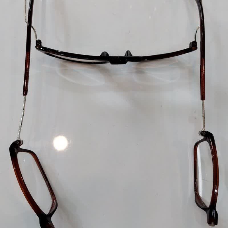 عینک مطالعه مگنتی