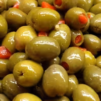 ترشی زیتون مغز فلفلی یک کیلویی گیلان .رشت