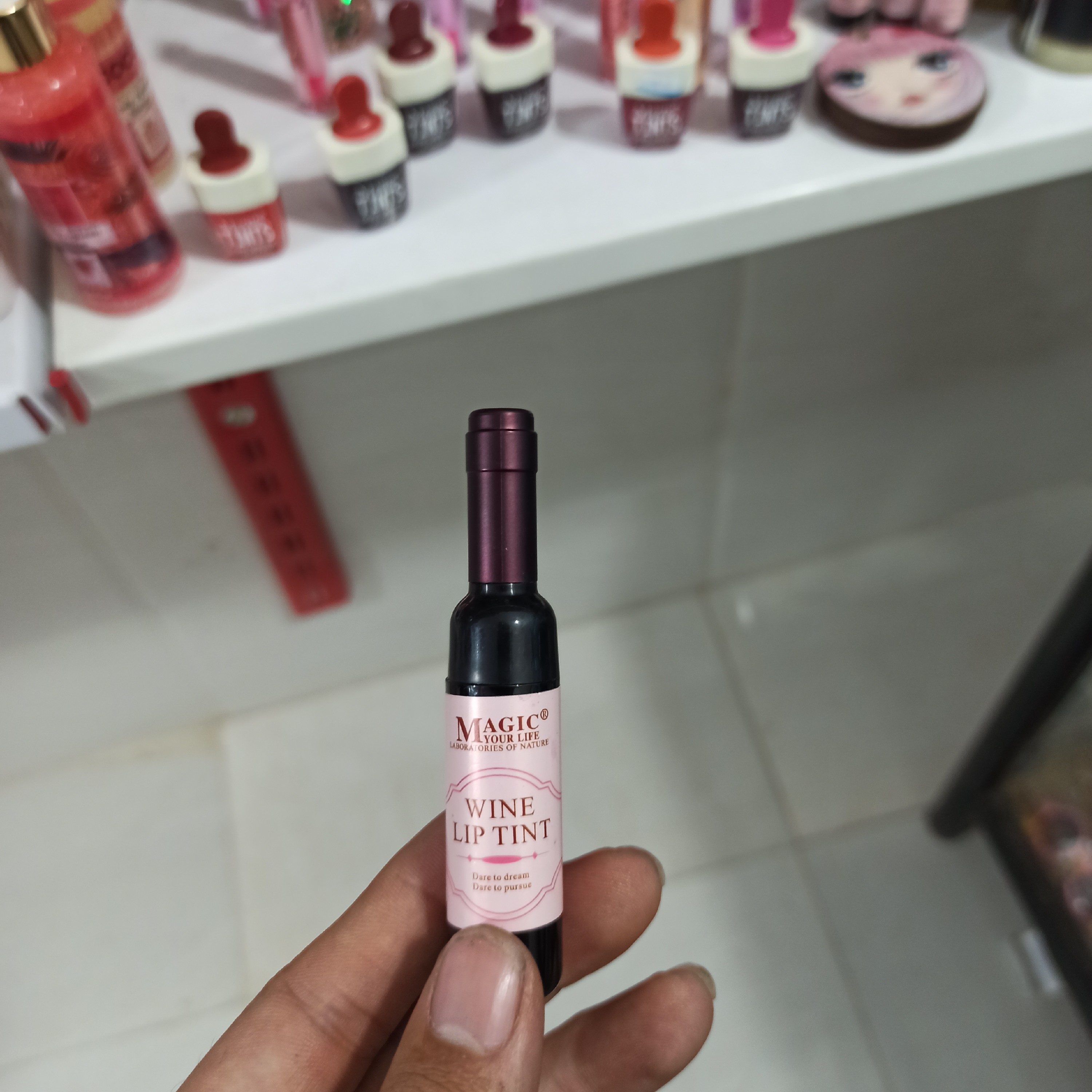 تینت لب فانتزی طرح شامپاین کیفیت  عالی و قیمت بسیار مناسب 