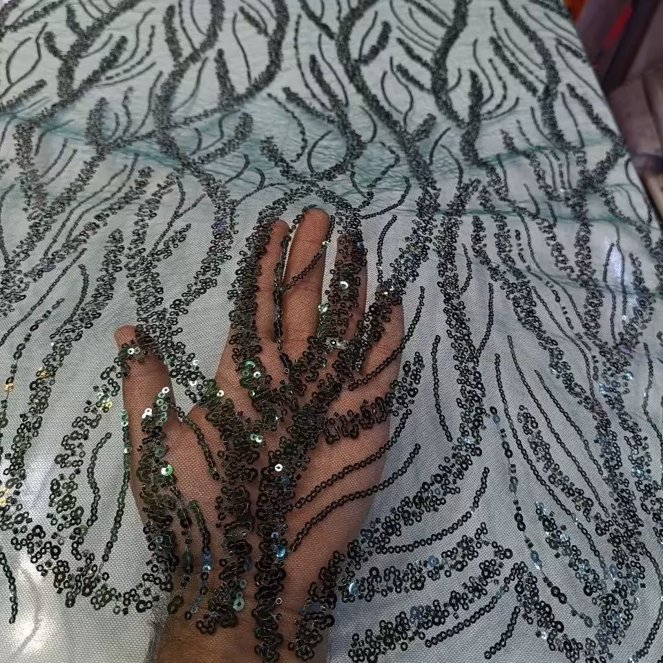 پارچه دانتل مجلسی پولک دوزی و ملیله دوزی طرح مرجانی