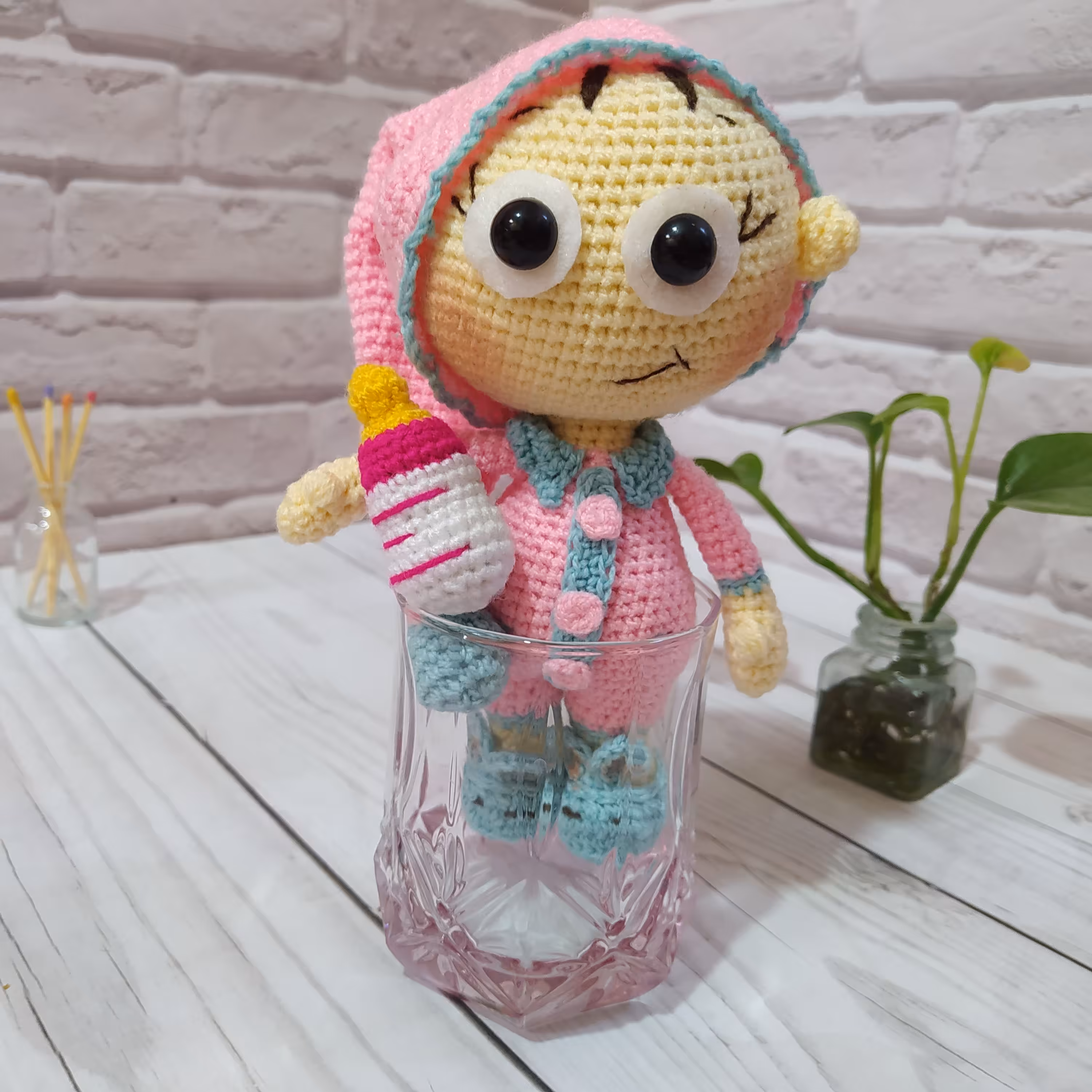 عروسک بافتنی جغجغه 