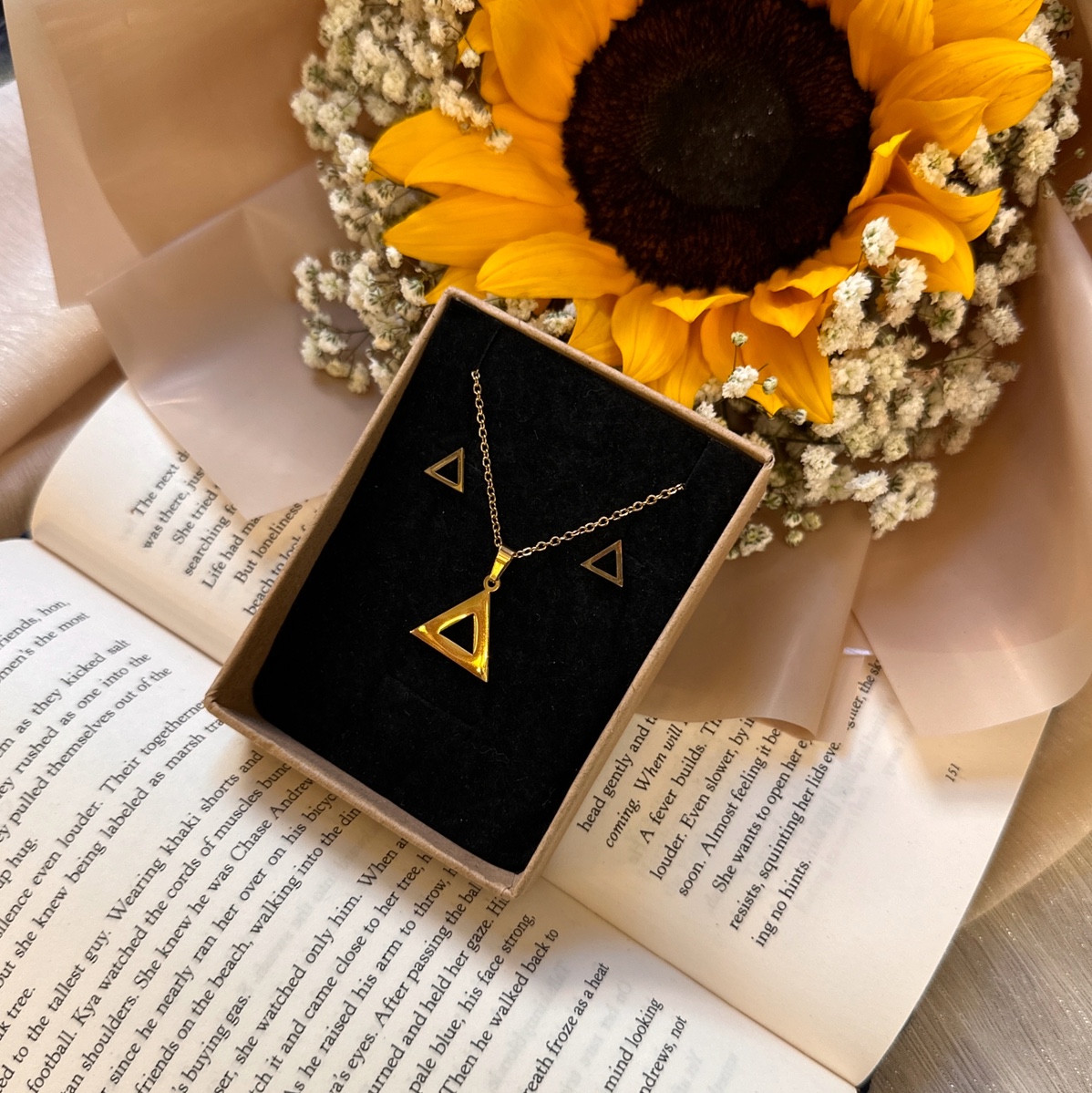 نیم ست زنانه استیل  مثلث رنگ ثابت