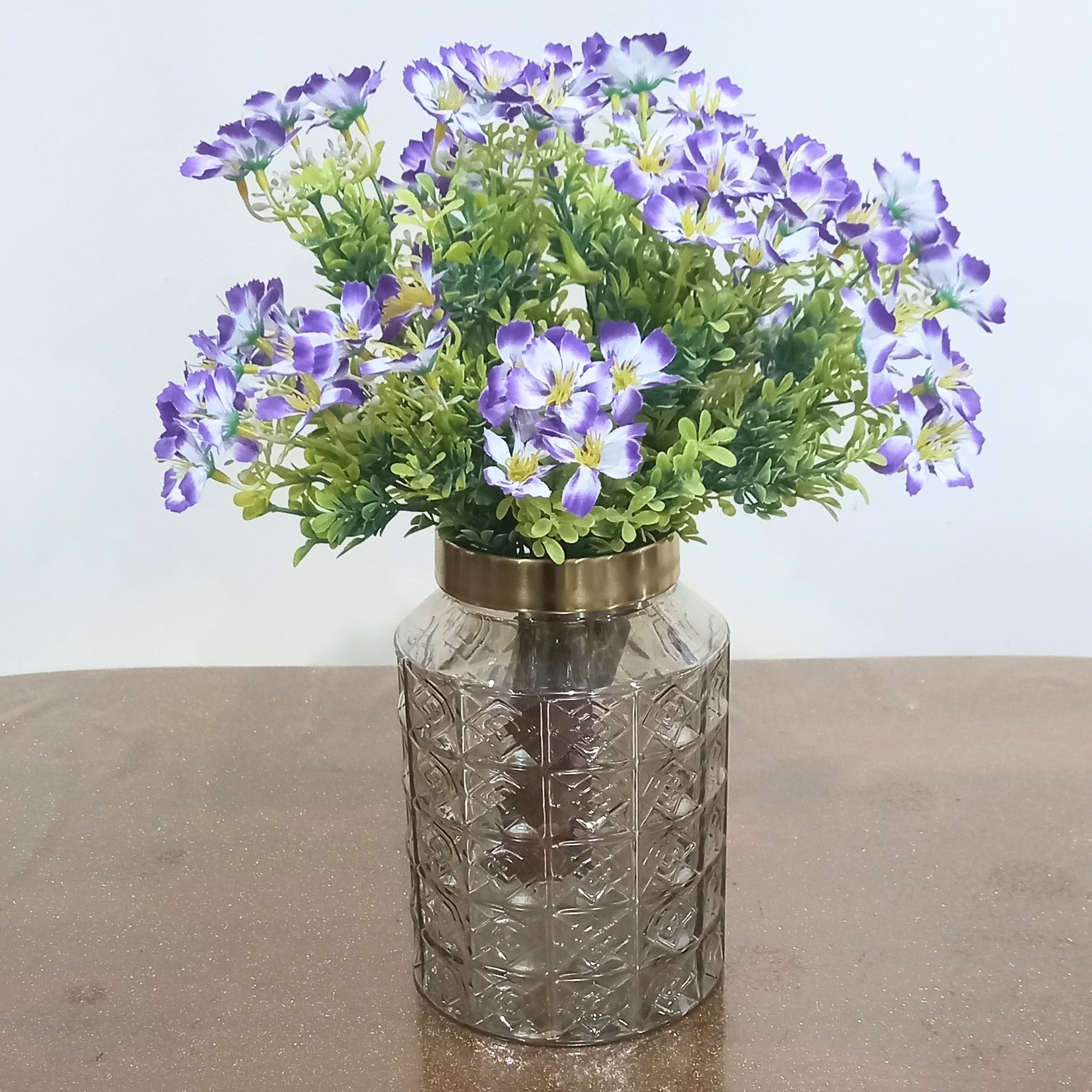گلدان شیشه ای