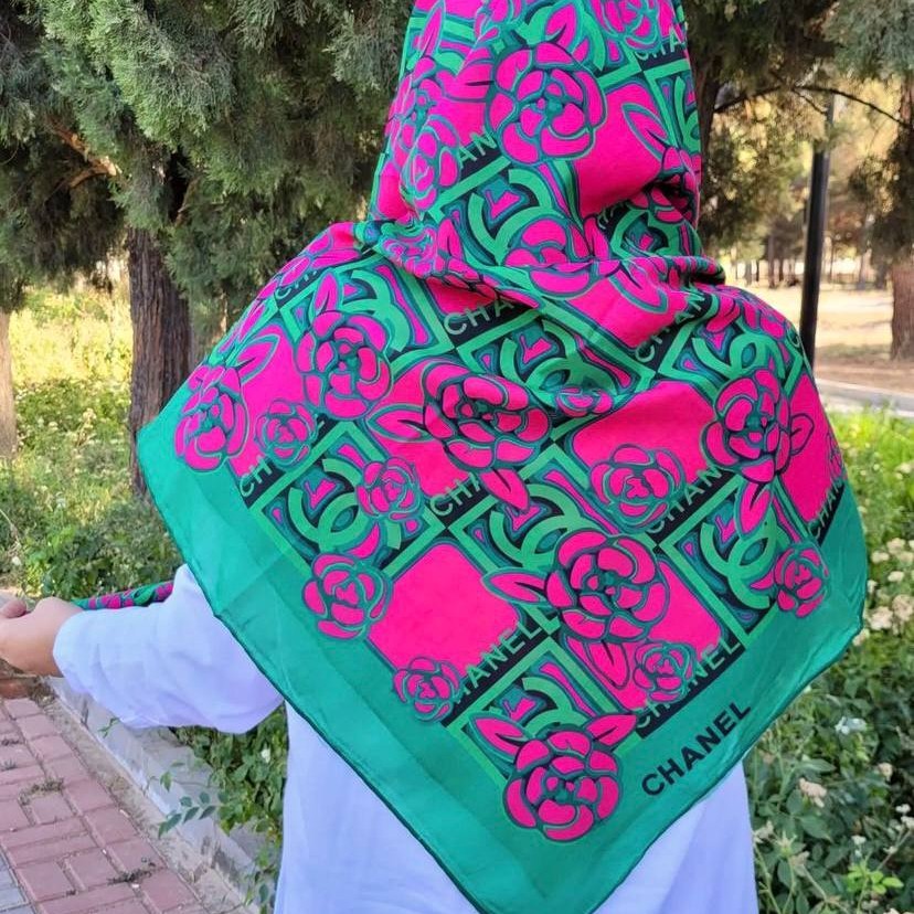 روسری نخی دور دست دوزطرح شنل