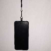 بند گردنی گوشی داخل گاردی با چرم خارجی تقریبا ضدسرقت