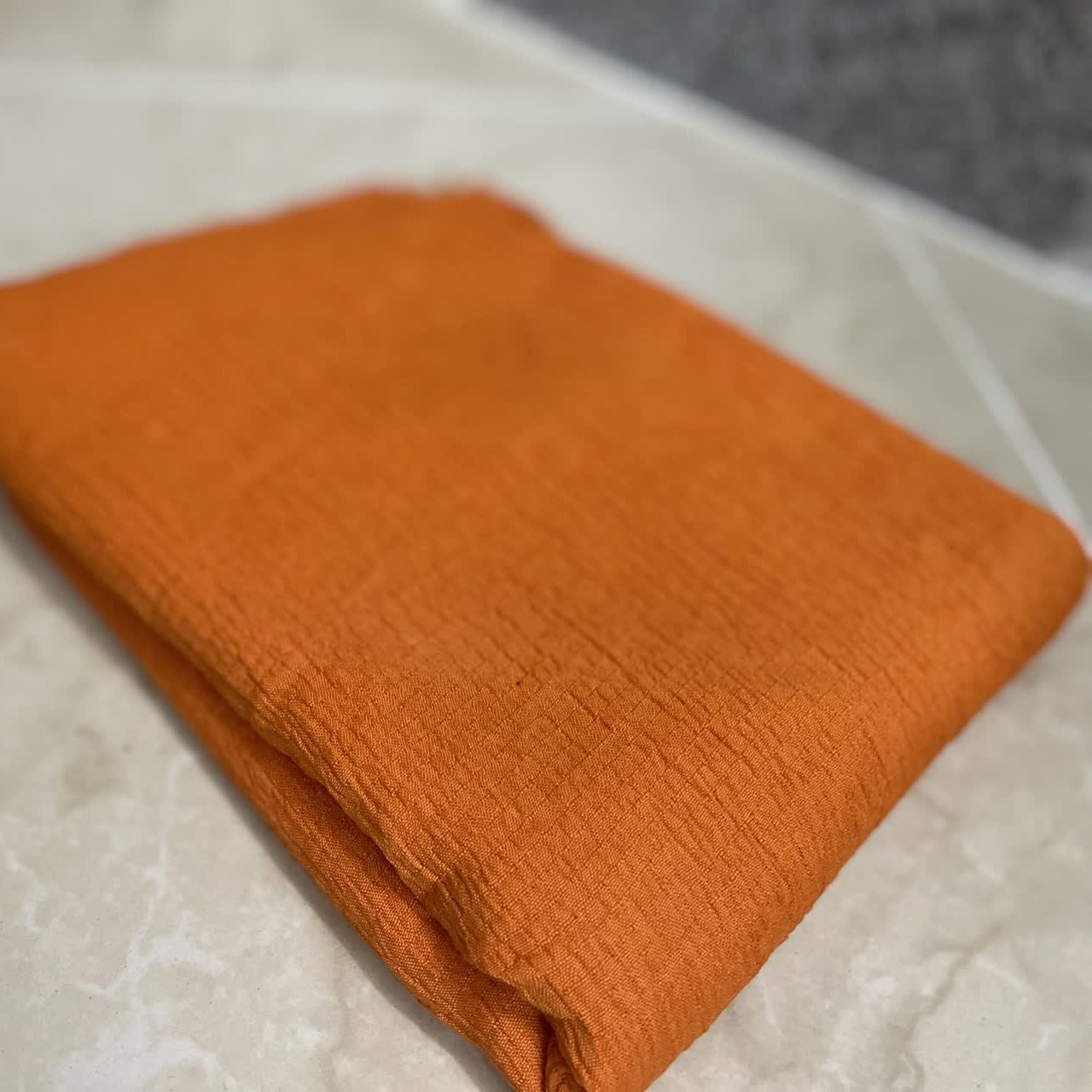 شال پفکی رنگ نارنجی(ارسال رایگان) 