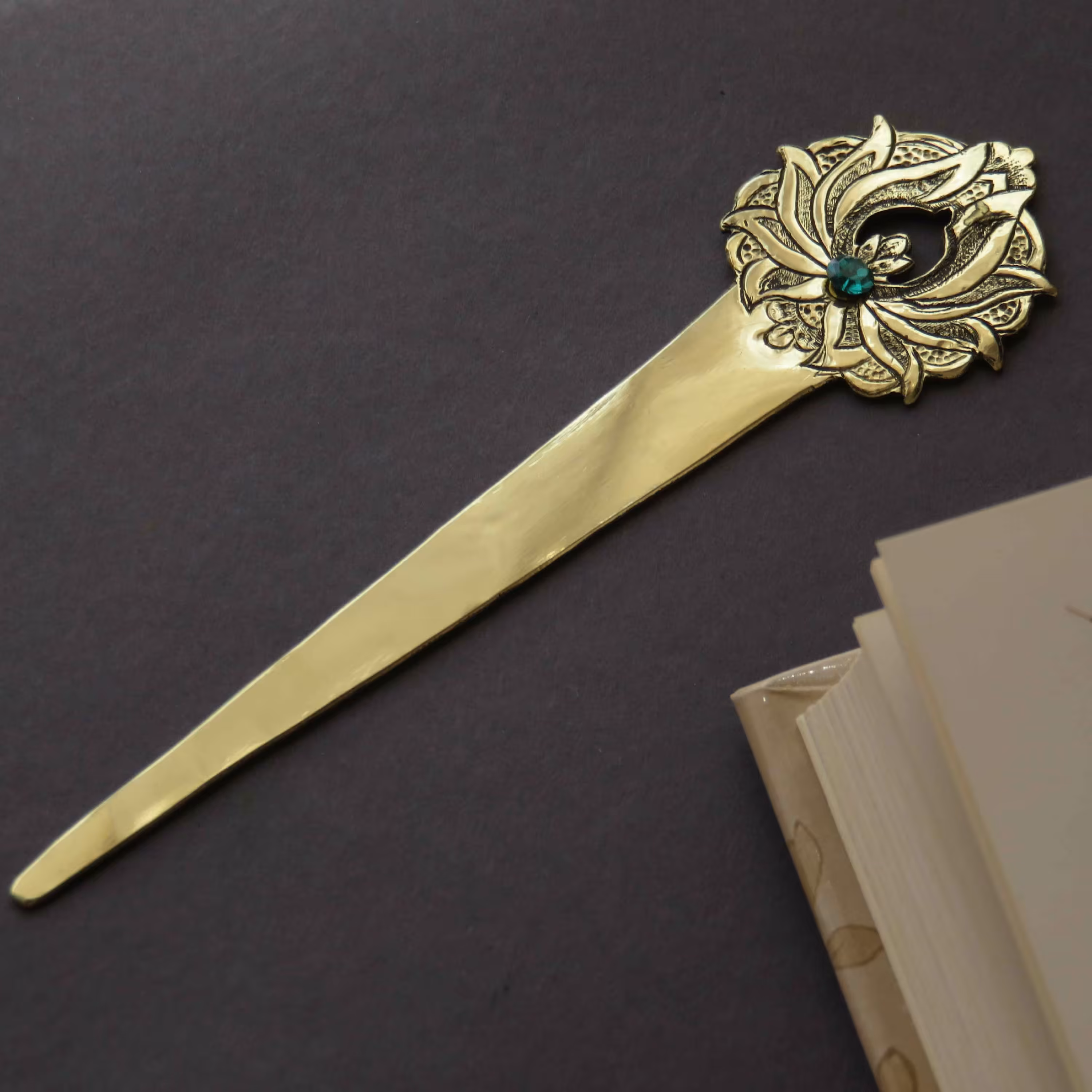 نشان کتاب قلمزنی طرح نیلوفر