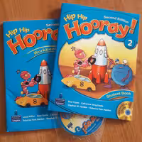 کتاب زبان هیپ هیپ Hip Hip Hooray 2 به همراه کتاب کار و cd