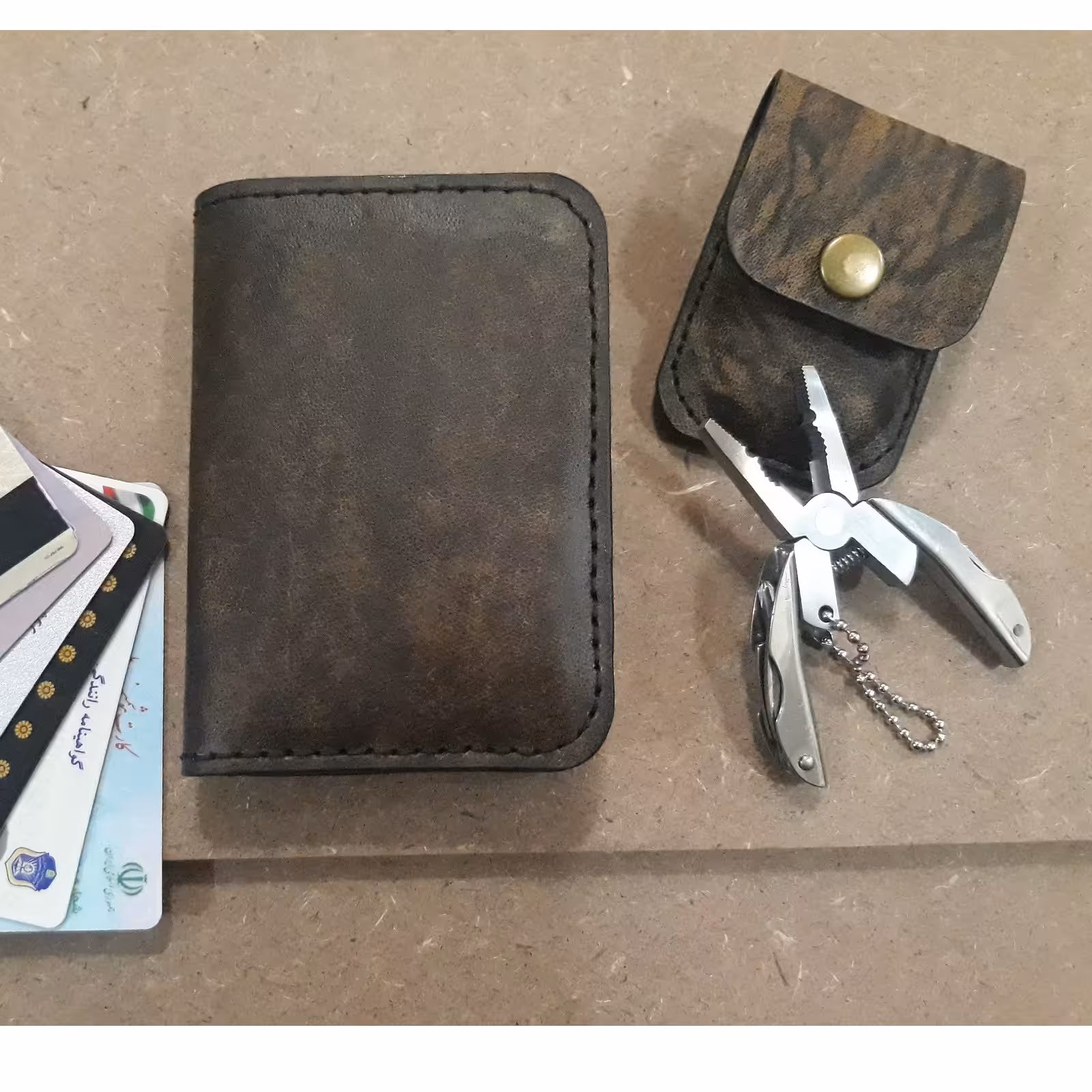 ست جاکارتی و انبردست چندکاره به همراه کیف مخصوص - چرم طبیعی و تولید دستی