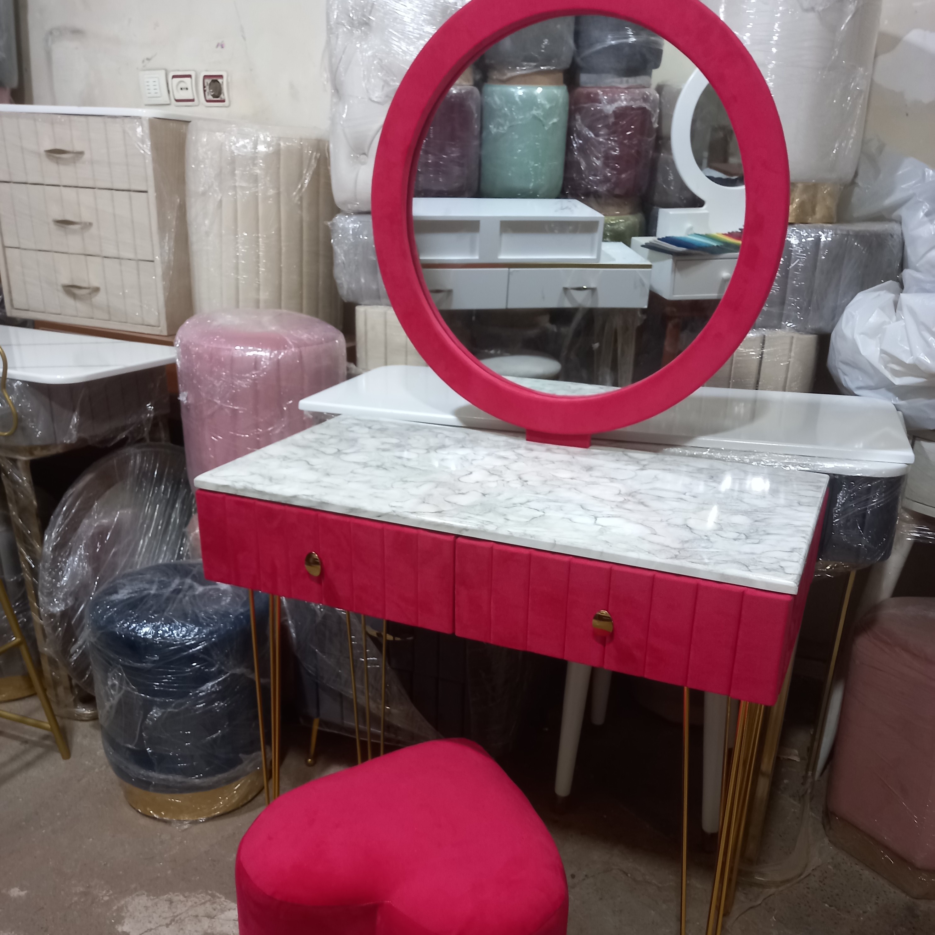 میز آرایش