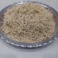 رشته پلویی درست شده ازآردگندم وزن 500گرم