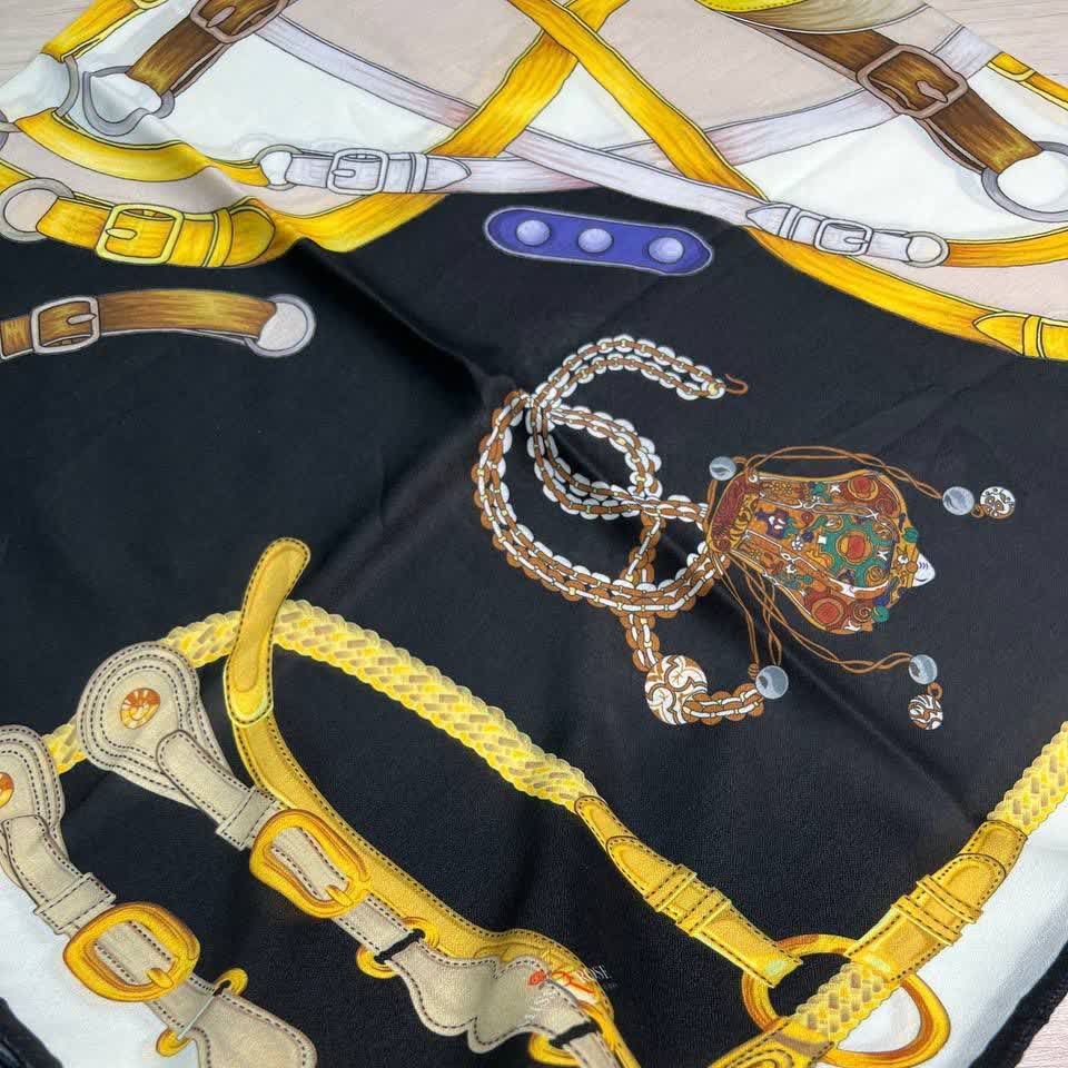 روسری نخ مدل کمربندی