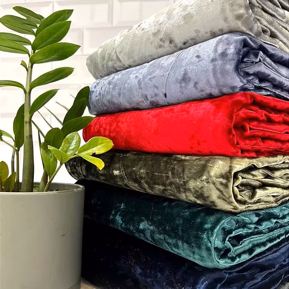 پارچه مخمل ابروبادی کره ای عرض 150 مناسب برای هودی مجلسی خرج کار شومیز  و... زیر قیمت بازار ایران