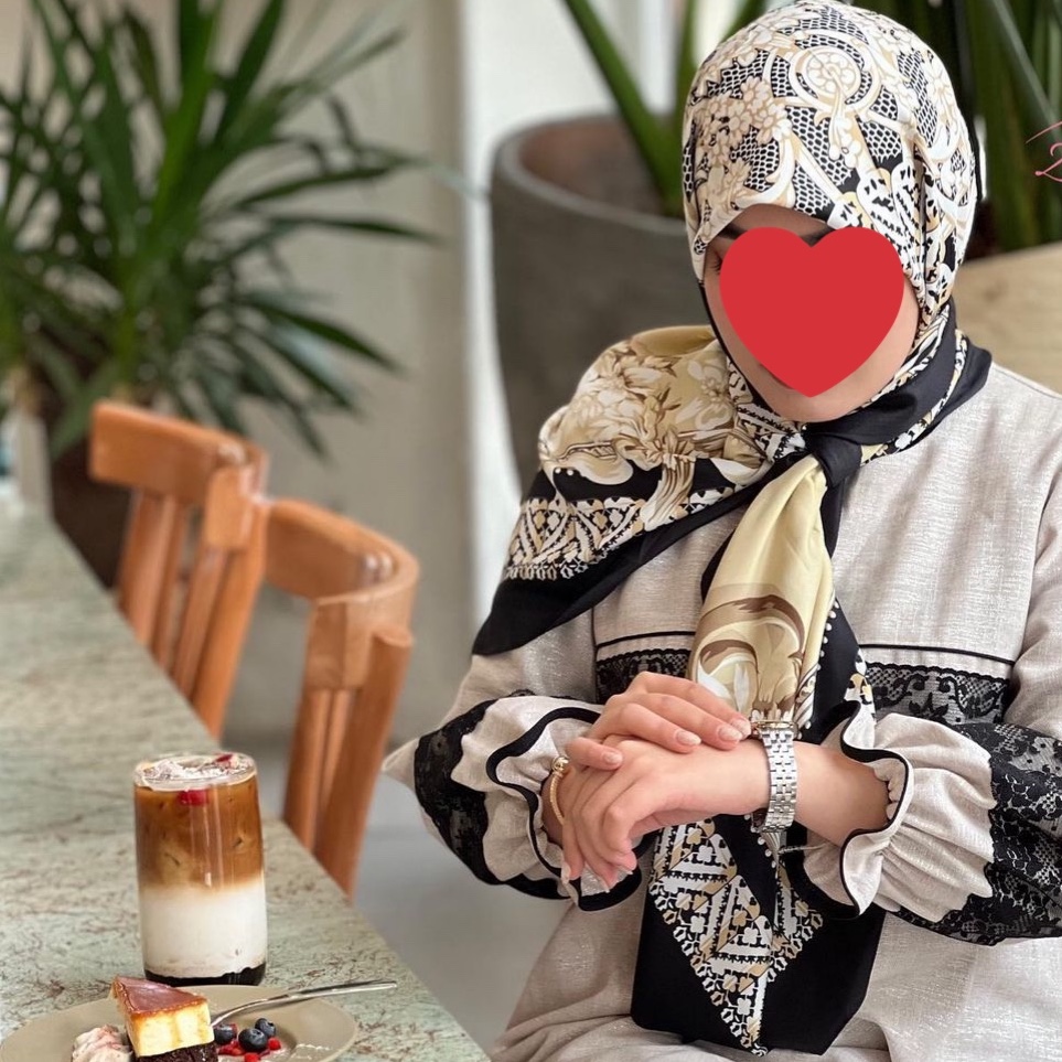 روسری سیاه ابریشم توییل پرفروش شارژ شد ارسال رایگان