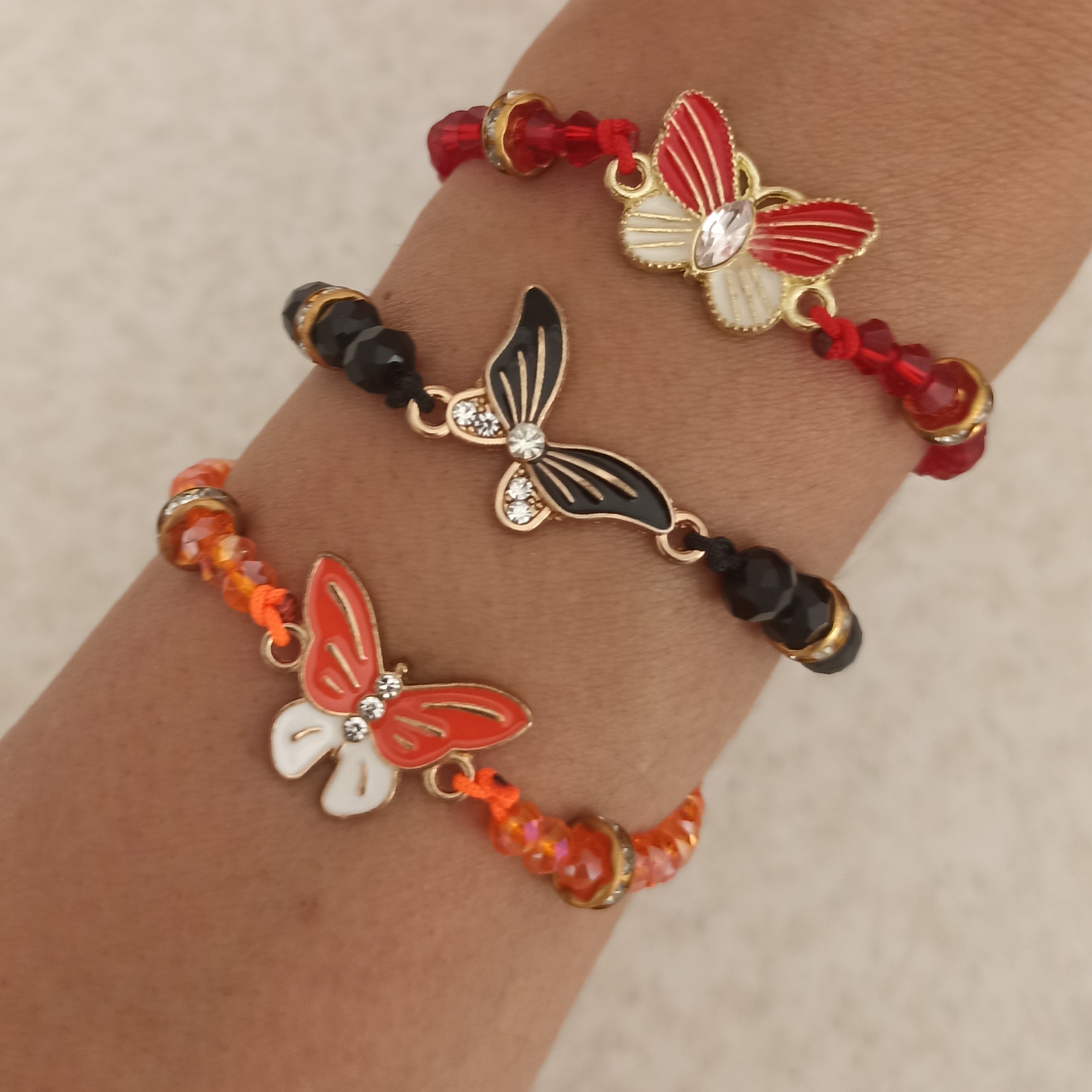 دستبند پروانه نگین دار