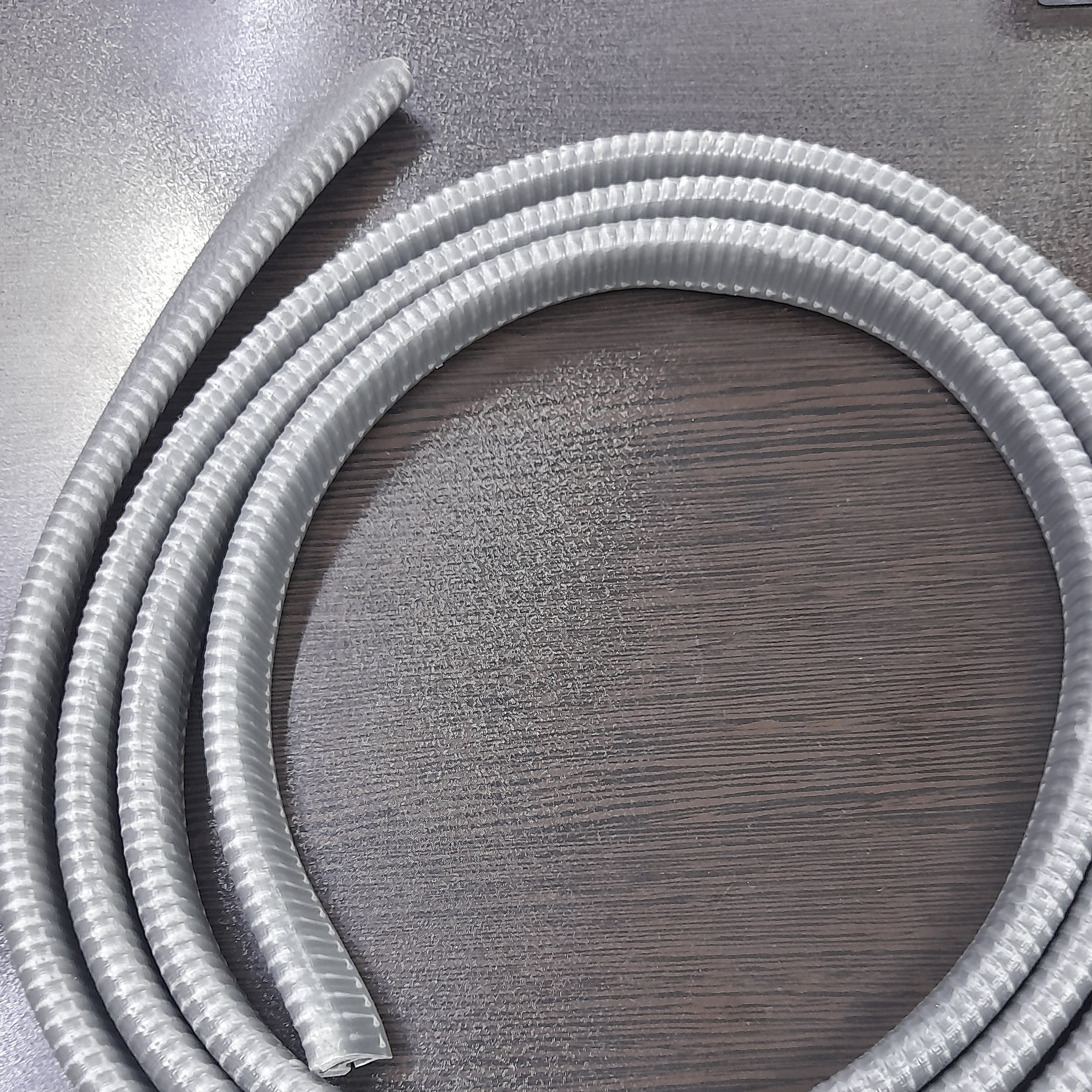 نوار کلاف طوسی پراید،4عددی،مشترک دربهای جلو و عقب مختص همه ی مدلها