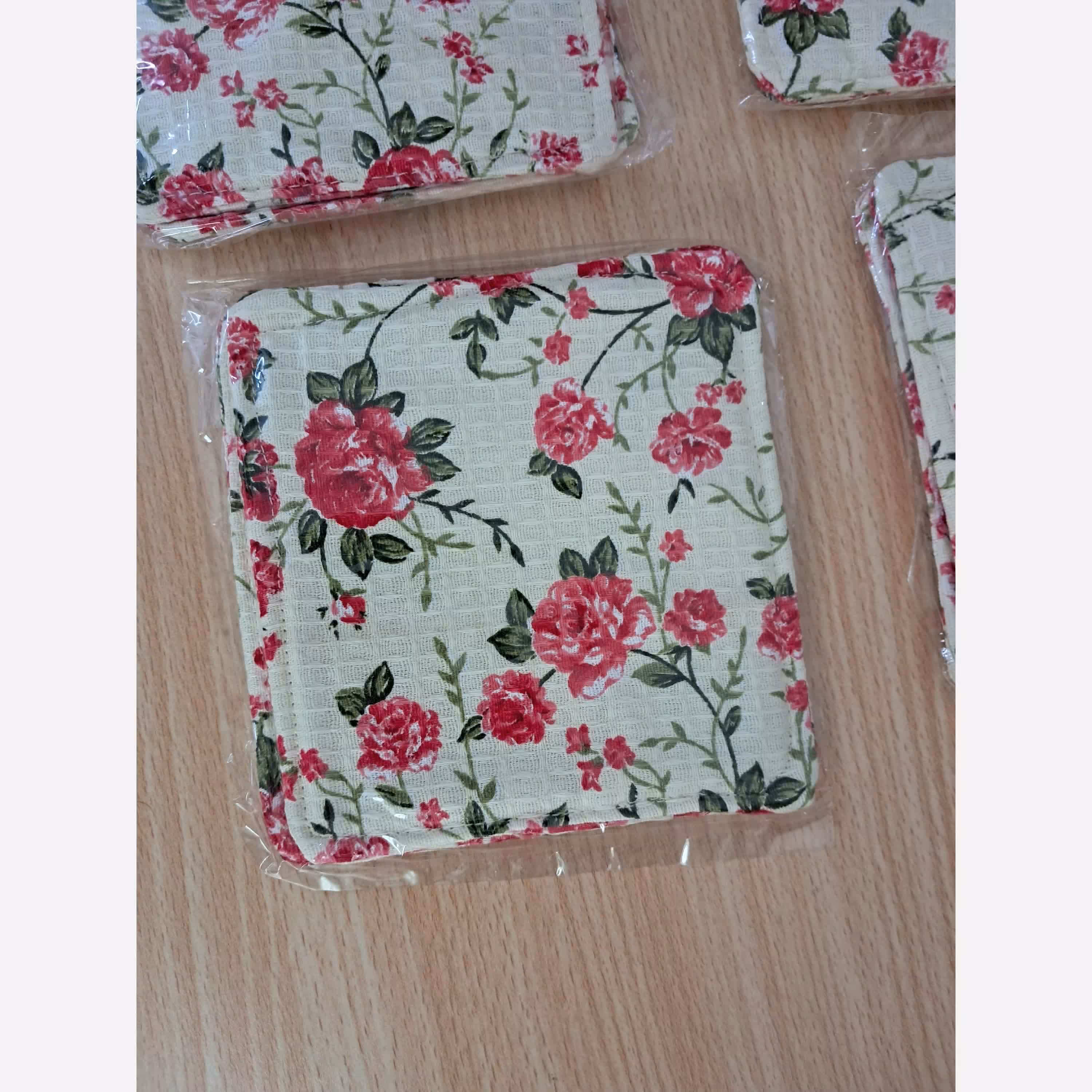 دستگیره آشپزخانه نخ پنبه  گل قرمز  پک 6 عددی 