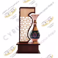 تندیس روز معلم و هدیه روز معلم تندیس گلدان مس و پرداز 16 سانتی صنایع دستی سایروس تندیس آموزش و پرورش 