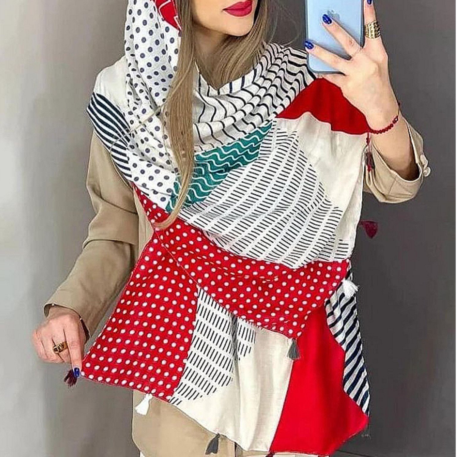 شال نخی منگوله دار توپ توپی