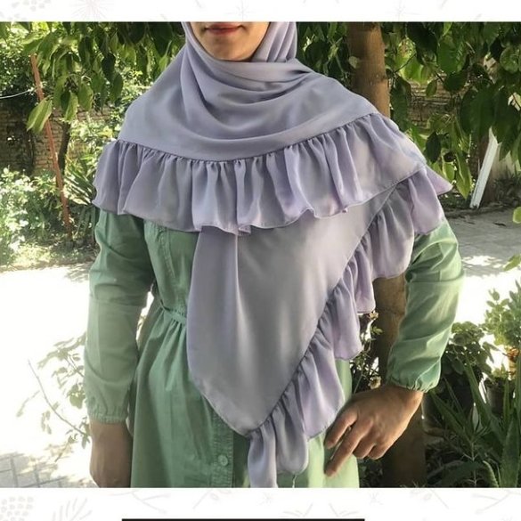 روسری چین دار ساده
عرض حدود 120 سانتی متر.
.
مناسب فصل تابستان
.
ایستایی مناسب روی سر
.
چروک نمی شود.