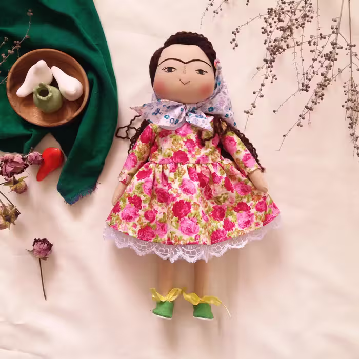عروسک پارچه ای  دست دوز مریم