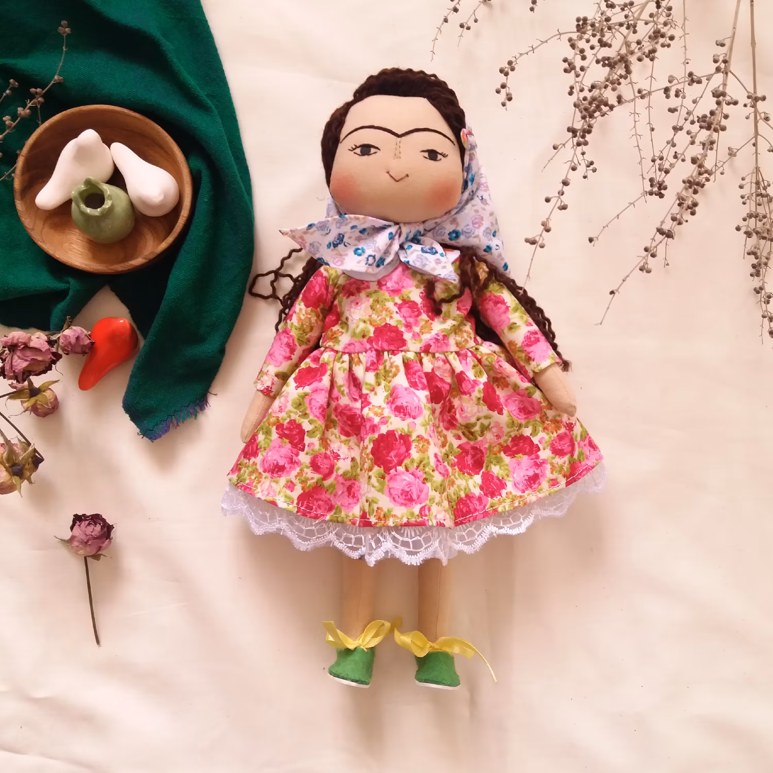 عروسک پارچه ای  دست دوز مریم