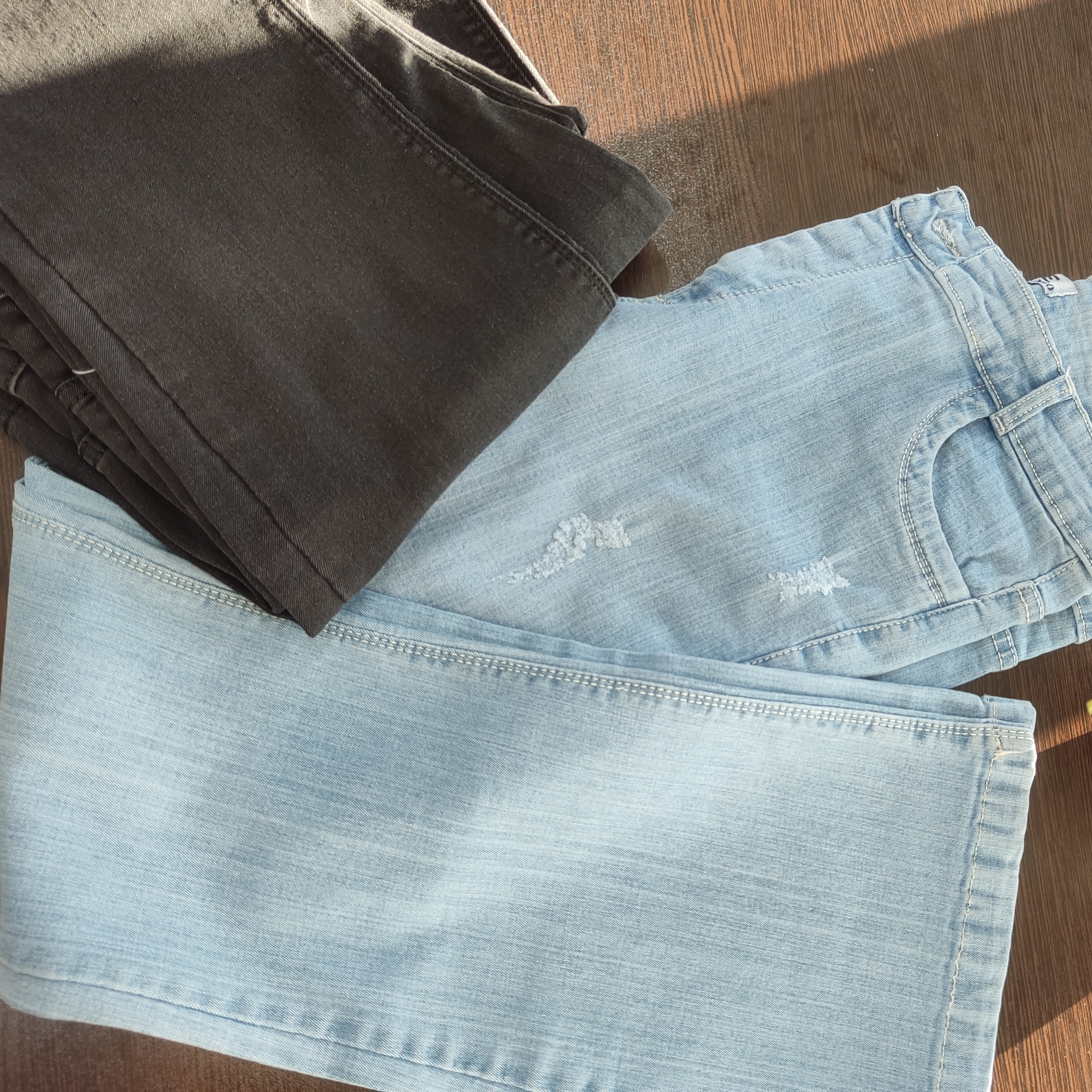 شلوار جین بوت کات در دورنگ یخی و زغالی قد 100در سایز 38تا 48