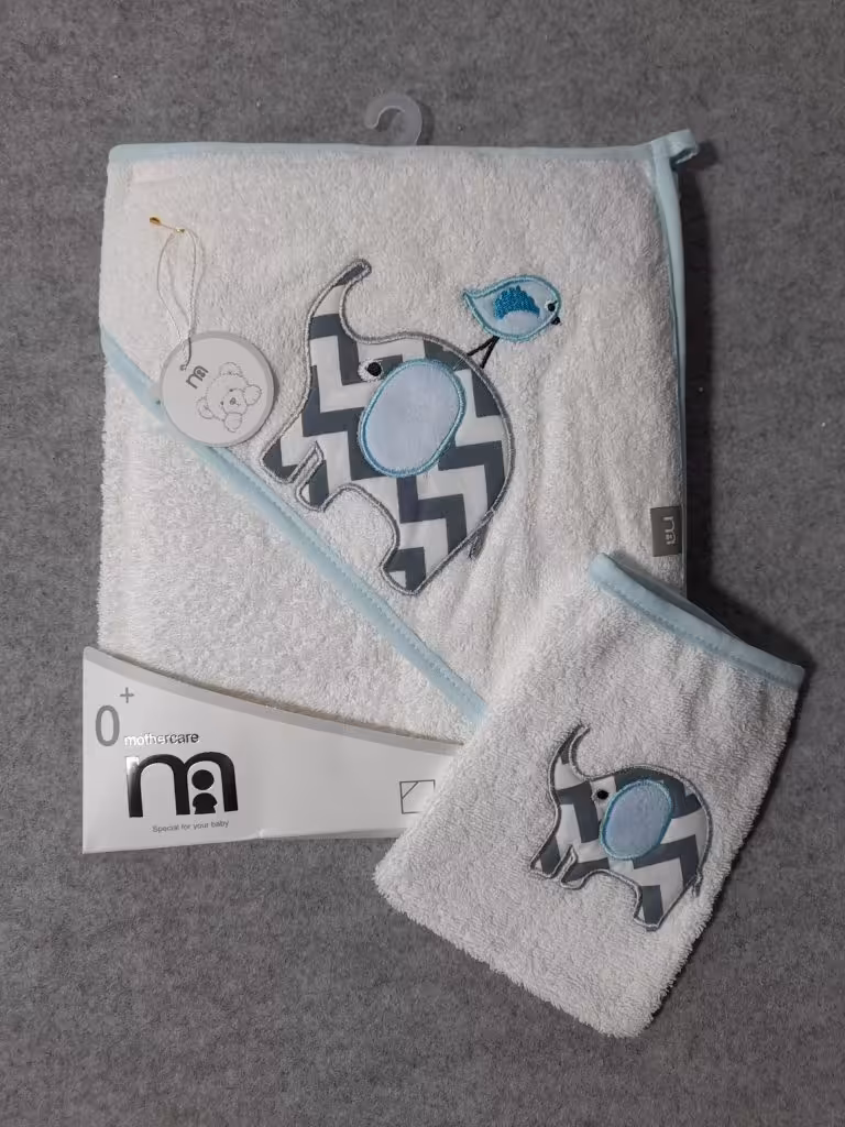 ست دوتکه حوله و لیف گلدوزی مادرکر فیل وپرنده ابی